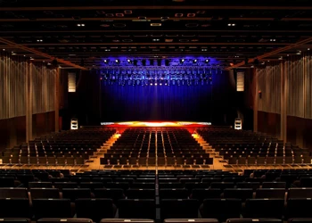 日本橋三井ホール